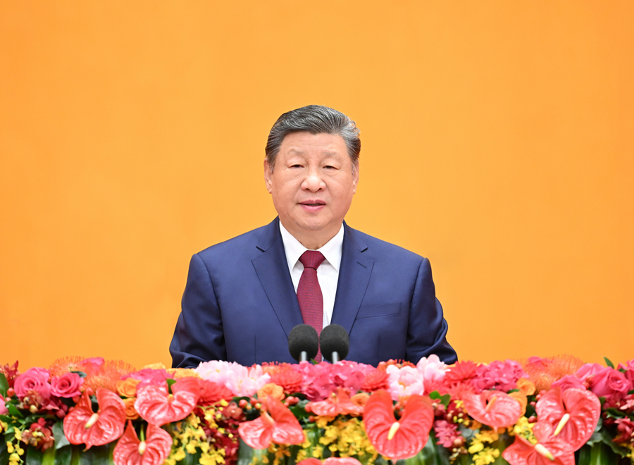 2月14日，中共中央、国务院在北京人民大会堂举行2026年春节团拜会。中共中央总书记、国家主席、中央军委主席习近平发表讲话。